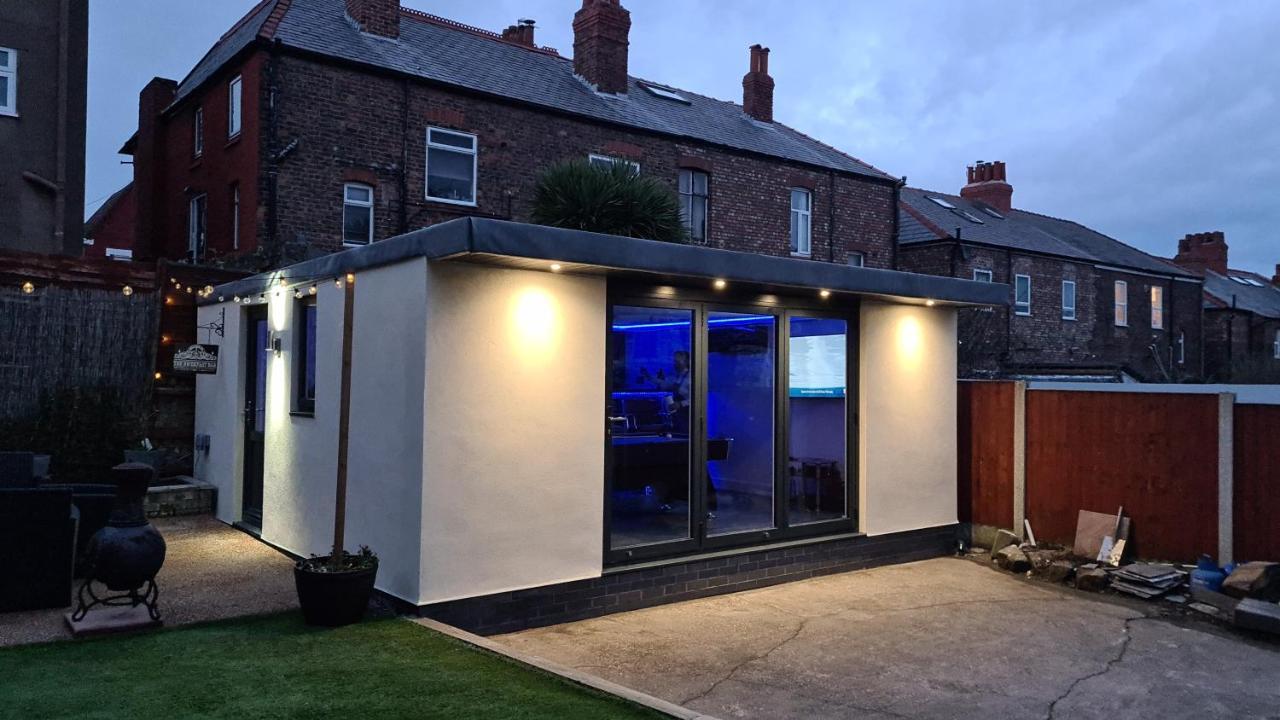 Lovely Unit Elgin Drive Coastal Bliss Your Seaside Retreat With City Excitement Wallasey Exterior foto